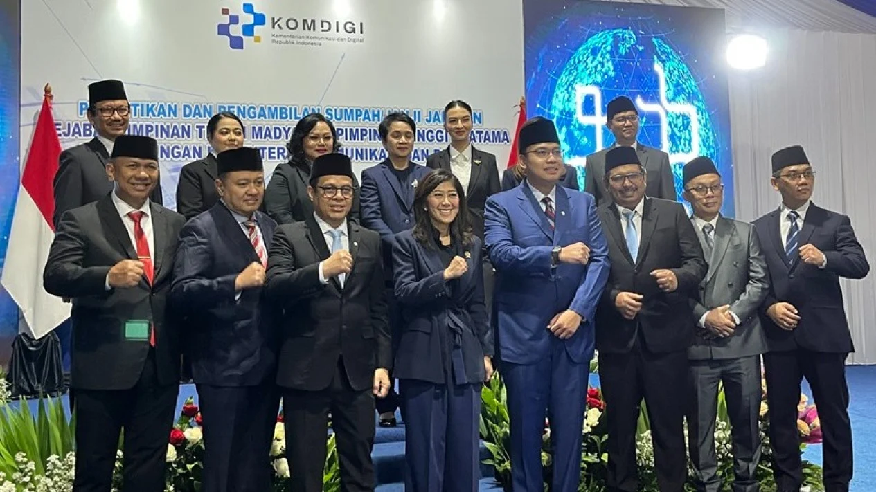 Menteri Komunikasi dan Digital Meutya Hafid Lantik Pejabat Baru, Termasuk Raline Shah dan Fifi Aleyda Yahya